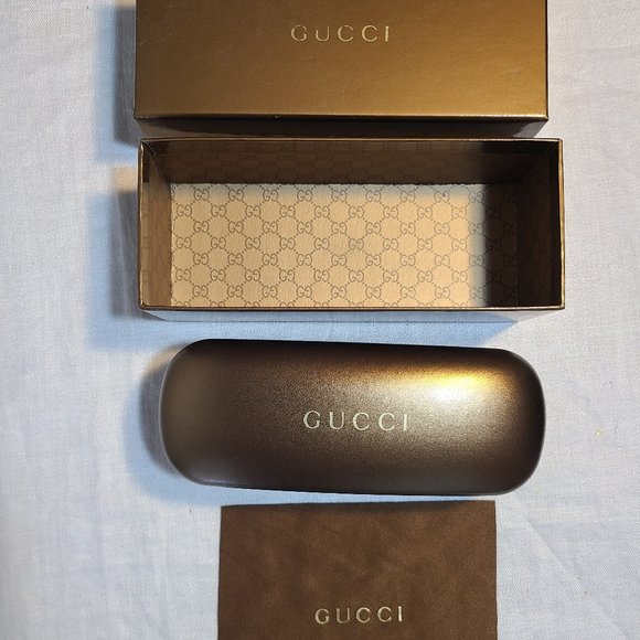 Authentic, new, Gucci glasses case with cloth - Picture 1 of 6